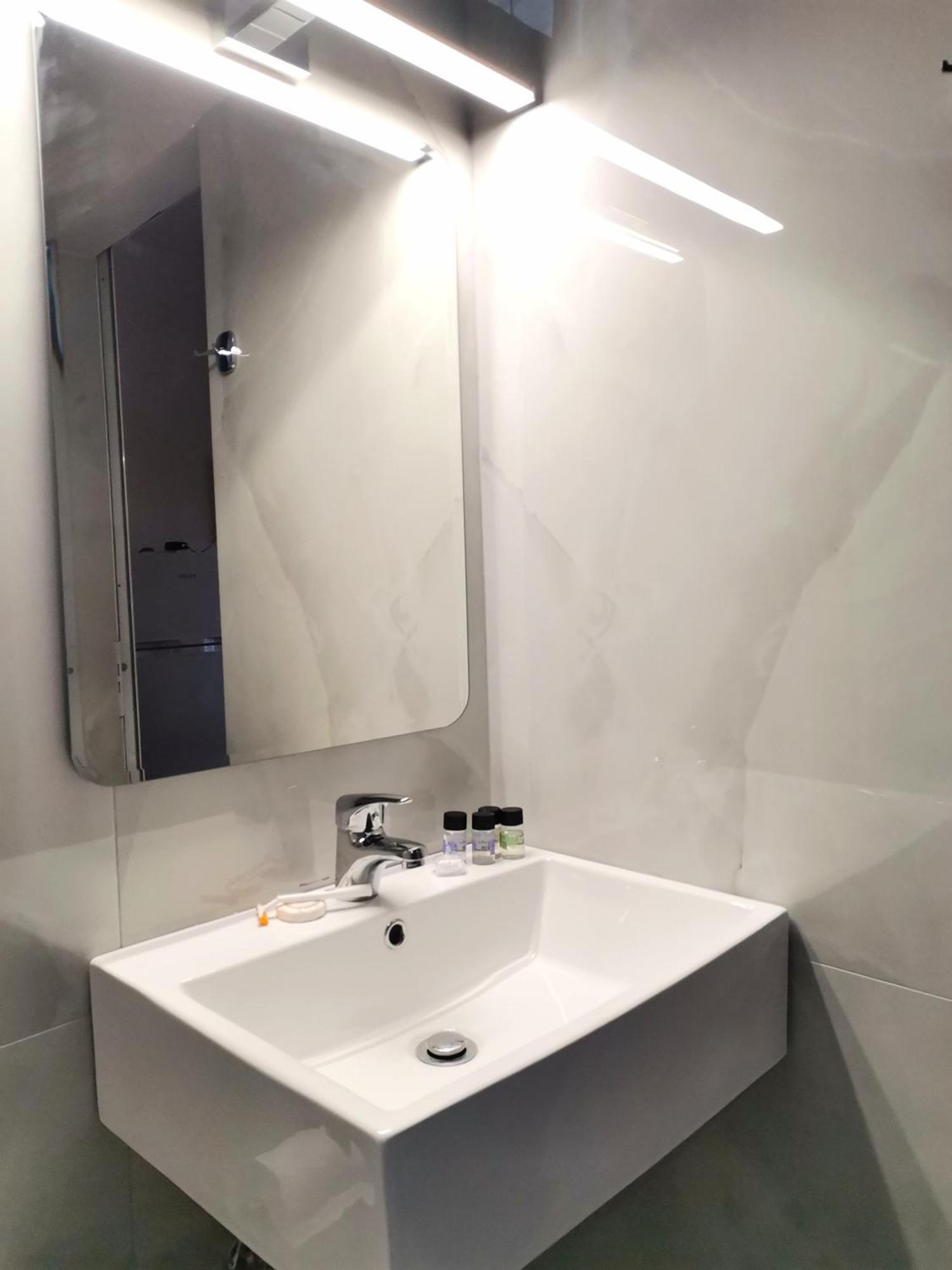 Studios Lia Adults Only -Fully Renovated 克里斯阿穆迪亚 外观 照片