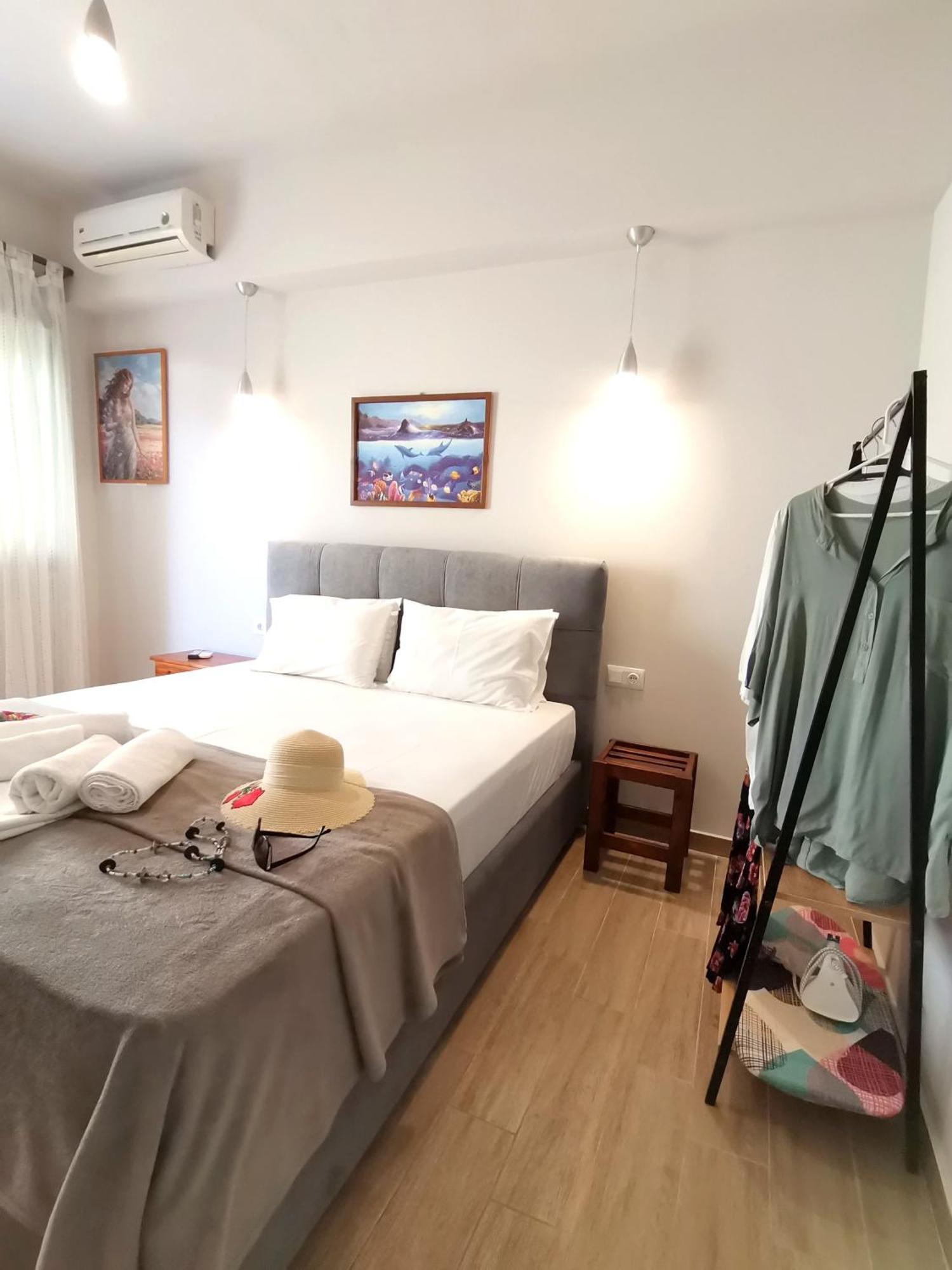 Studios Lia Adults Only -Fully Renovated 克里斯阿穆迪亚 外观 照片